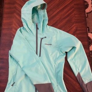 Patagonia Levitation jacket mint green NWOT small